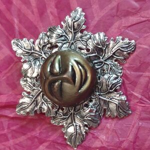 Sylvia Dahl Scarf Dress Clip Bronzed Happy Sun Face Atop Leaves Mother Nature